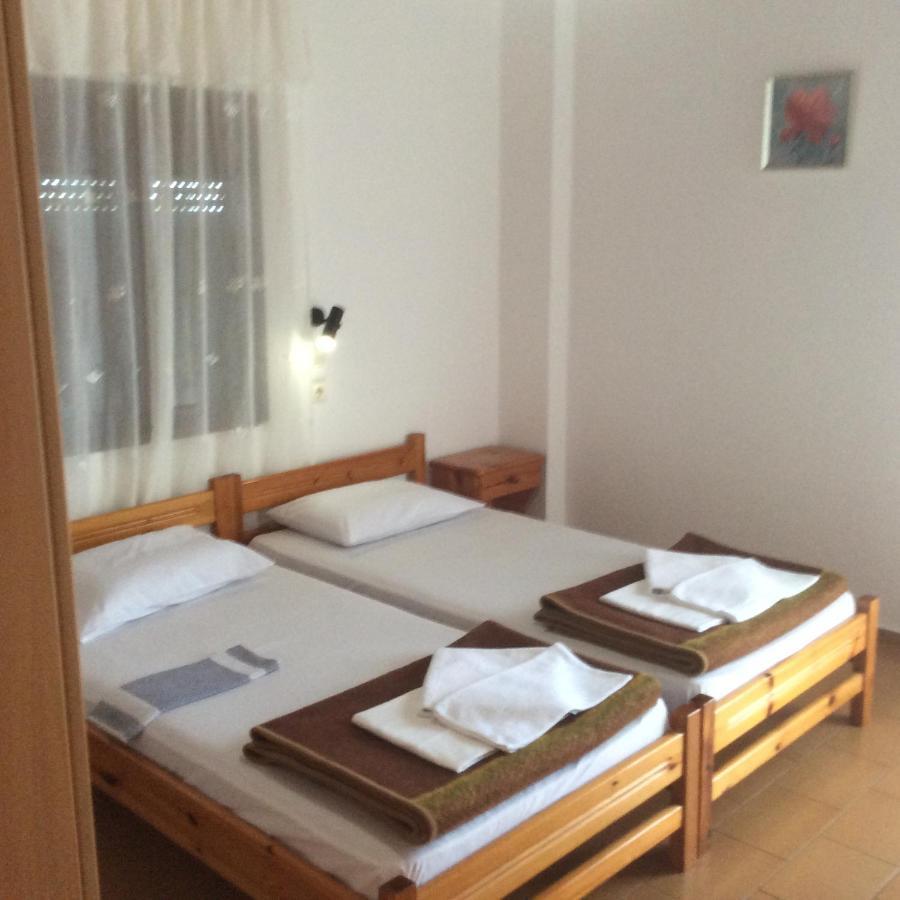 Artemis Rooms Sfakia Esterno foto